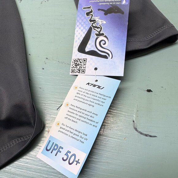 Kanu Surf Men's 2XL Long Sleeve Rash Guard UPF 50+ platinum gray NEW - Picture 4 of 5